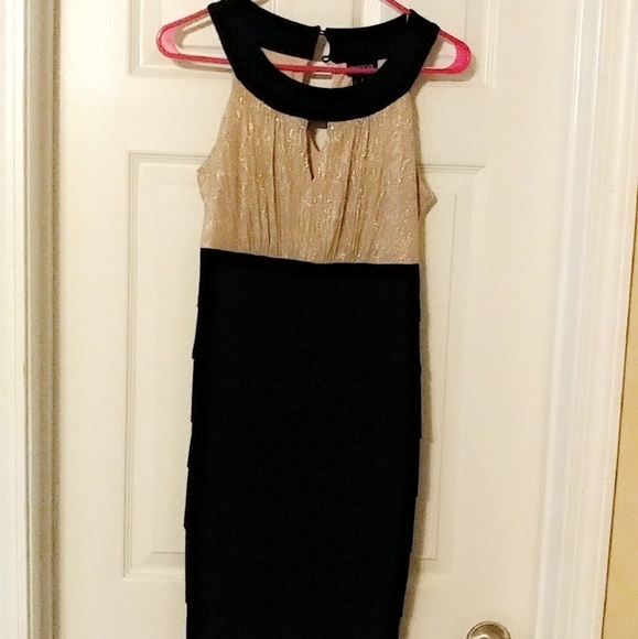 Enfocus Studio Dresses & Skirts - Gorgeous black & gold dress